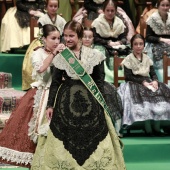 Reina infantil y corte de honor