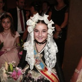 Reina infantil y corte de honor