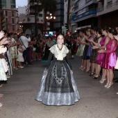 Reina infantil y corte de honor