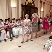 Desfile de moda de mayores