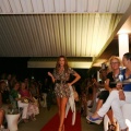 D-2, desfile moda