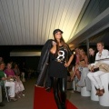 D-2, desfile moda