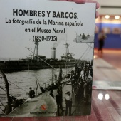 Hombres y barcos