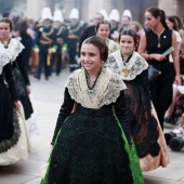 Imposición bandas reina infantil y corte de honor