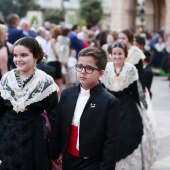 Imposición bandas reina infantil y corte de honor