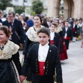 Imposición bandas reina infantil y corte de honor