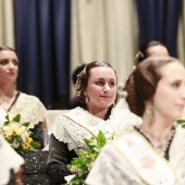 Imposición bandas a la reina de las fiestas y corte de honor