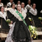 Imposición bandas a la reina de las fiestas y corte de honor