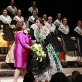 Imposición bandas a la reina de las fiestas y corte de honor