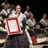 Imposición bandas a la reina de las fiestas y corte de honor