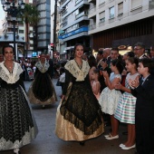 Imposición bandas a la reina de las fiestas y corte de honor