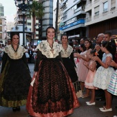 Imposición bandas a la reina de las fiestas y corte de honor