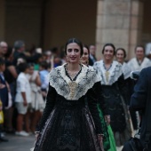 Imposición bandas a la reina de las fiestas y corte de honor