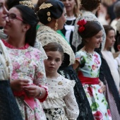 Imposición bandas a la reina de las fiestas y corte de honor