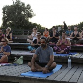 Yoga en la playa, Castellón