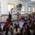 El mago Yunke en el colegio Herrero