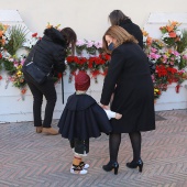 Ofrenda de flores y procesión