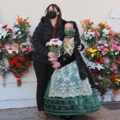 Ofrenda de flores y procesión