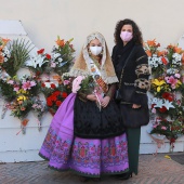 Ofrenda de flores y procesión