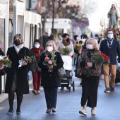 Ofrenda de flores y procesión