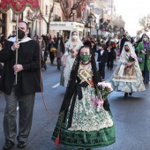 Ofrenda de flores y procesión