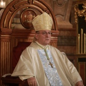 Solemne misa pontifical