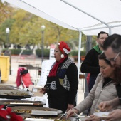 Concurso ide paella con pelotas de Navidad