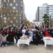 Concurso ide paella con pelotas de Navidad