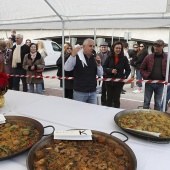 Concurso ide paella con pelotas de Navidad