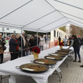 Concurso ide paella con pelotas de Navidad