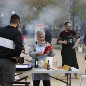 Concurso ide paella con pelotas de Navidad