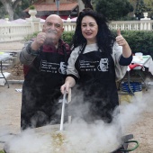 Concurso ide paella con pelotas de Navidad