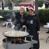 Concurso ide paella con pelotas de Navidad