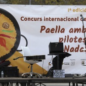 Concurso ide paella con pelotas de Navidad