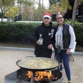 Concurso ide paella con pelotas de Navidad