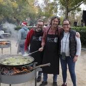 Concurso ide paella con pelotas de Navidad