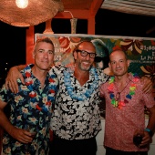 Fiesta hawaiana y rock party