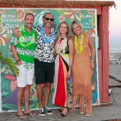 Fiesta hawaiana y rock party