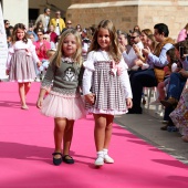 Desfile de moda infantil