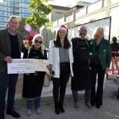 Concurso paella con pelotas de Navidad