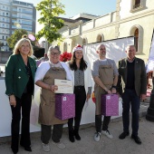 Concurso paella con pelotas de Navidad