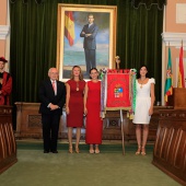 Medalla de Oro de la ciudad y Corbatines de Honor