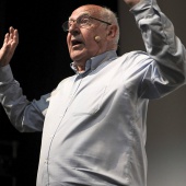 Dr. Arturo Goicochea