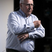 Dr. Arturo Goicochea