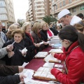 Castellón, reparto de Coca de naranja en Fadrell