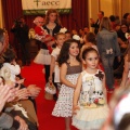 desfile contra el cancer. Monnalisa