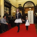desfile contra el cancer. Monnalisa